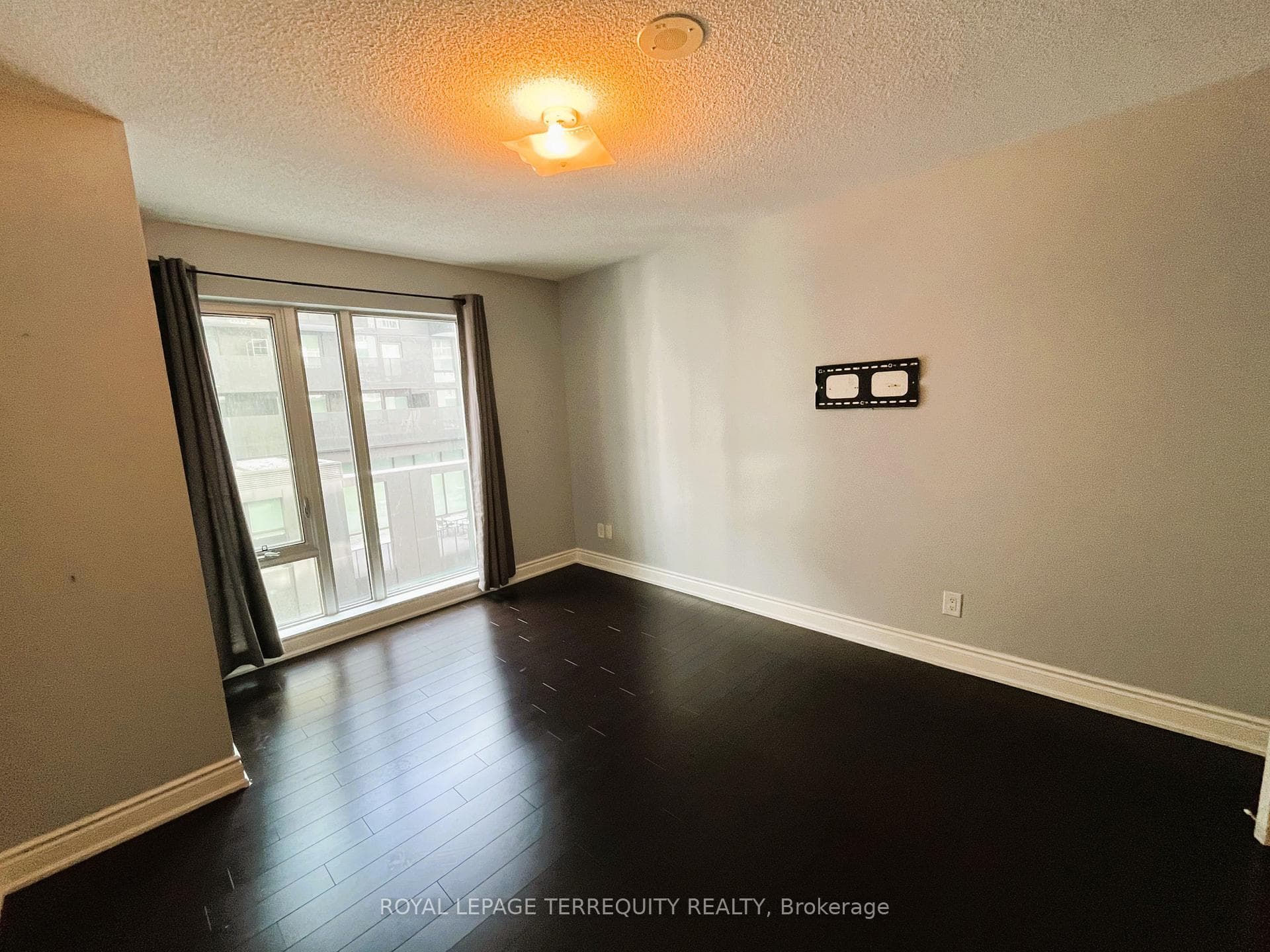555 Wilson Avenue Unit E318 photo 13