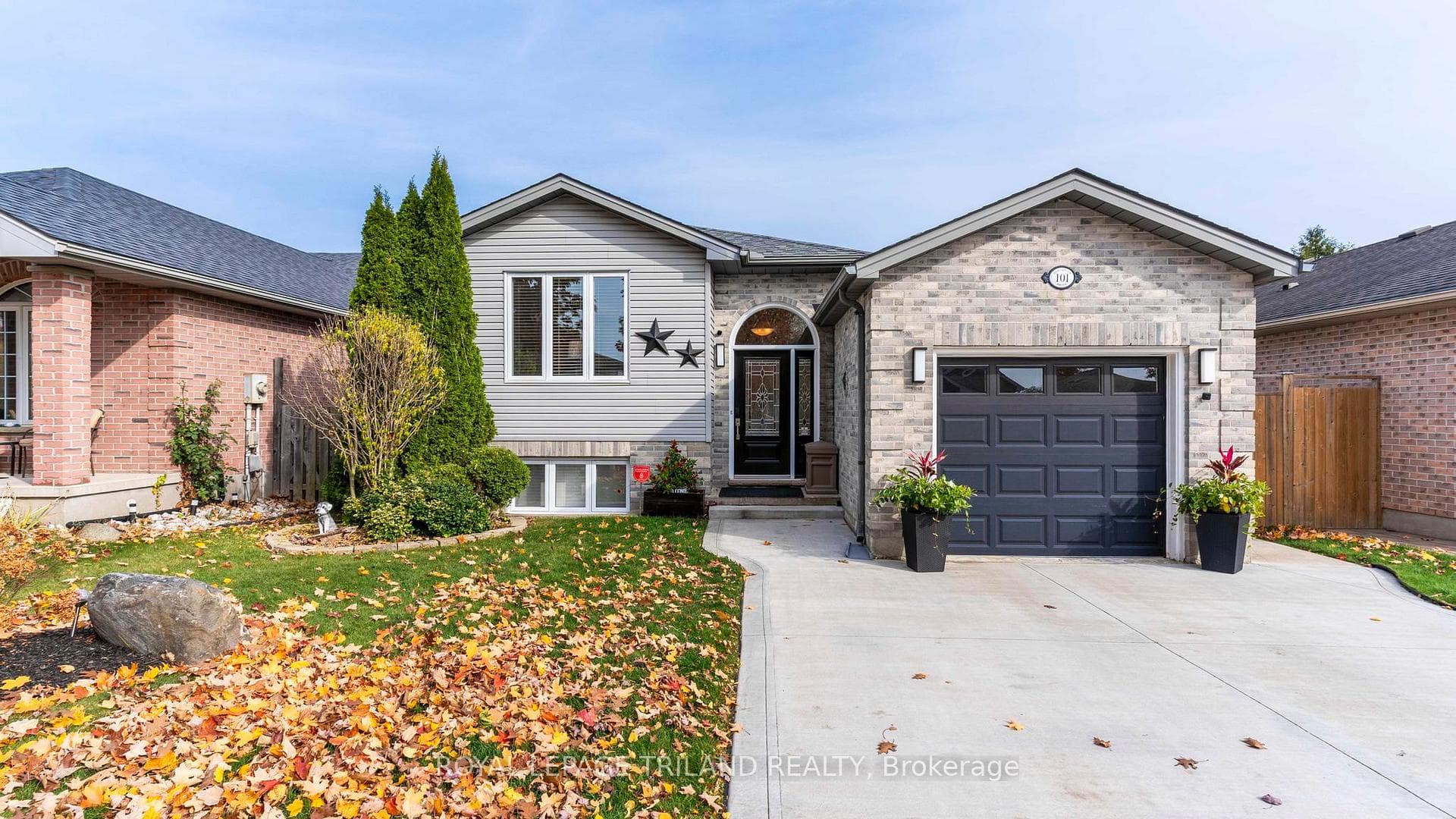 101 Dartmouth Drive photo 1