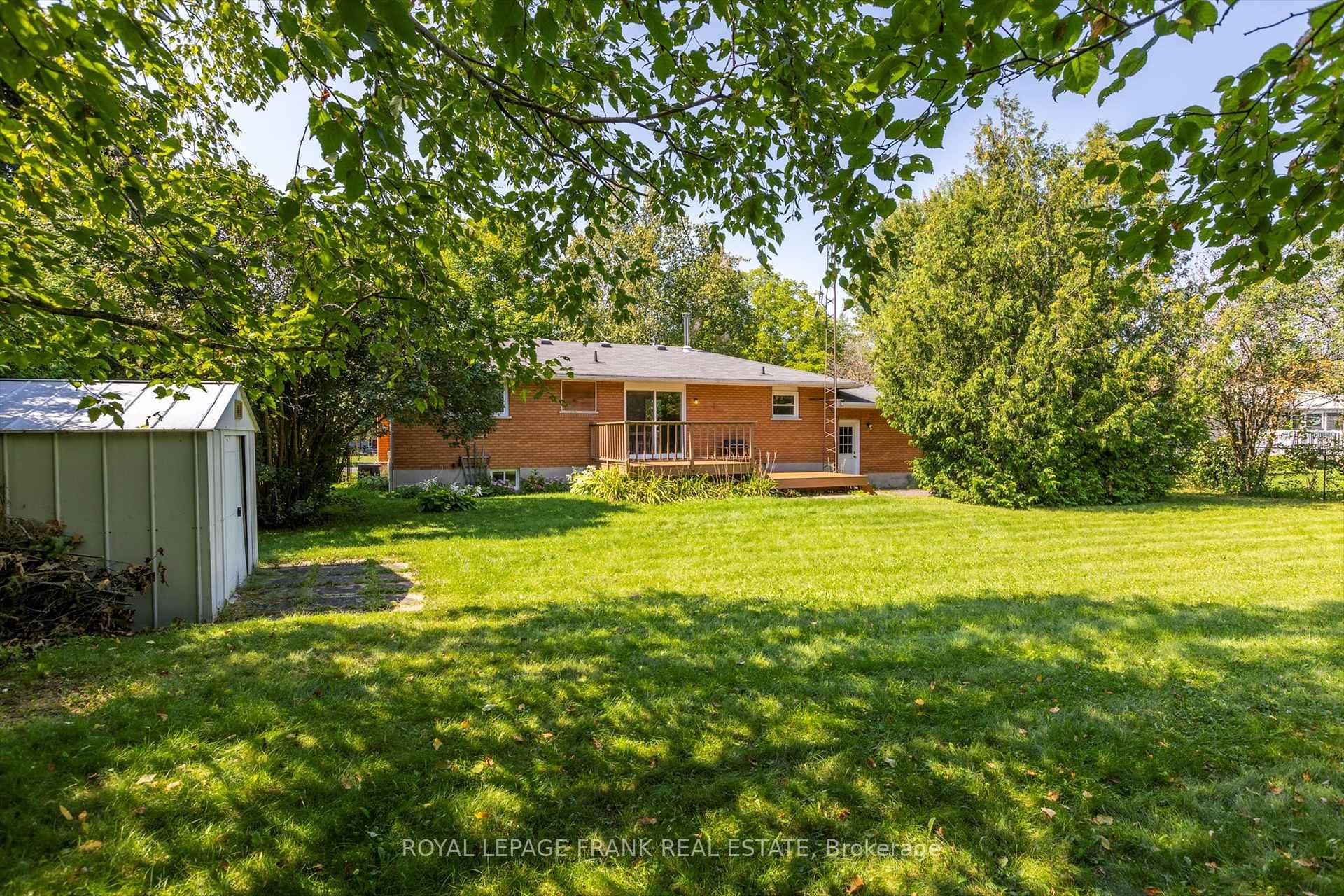 701 Cedarvale Crescent photo 28