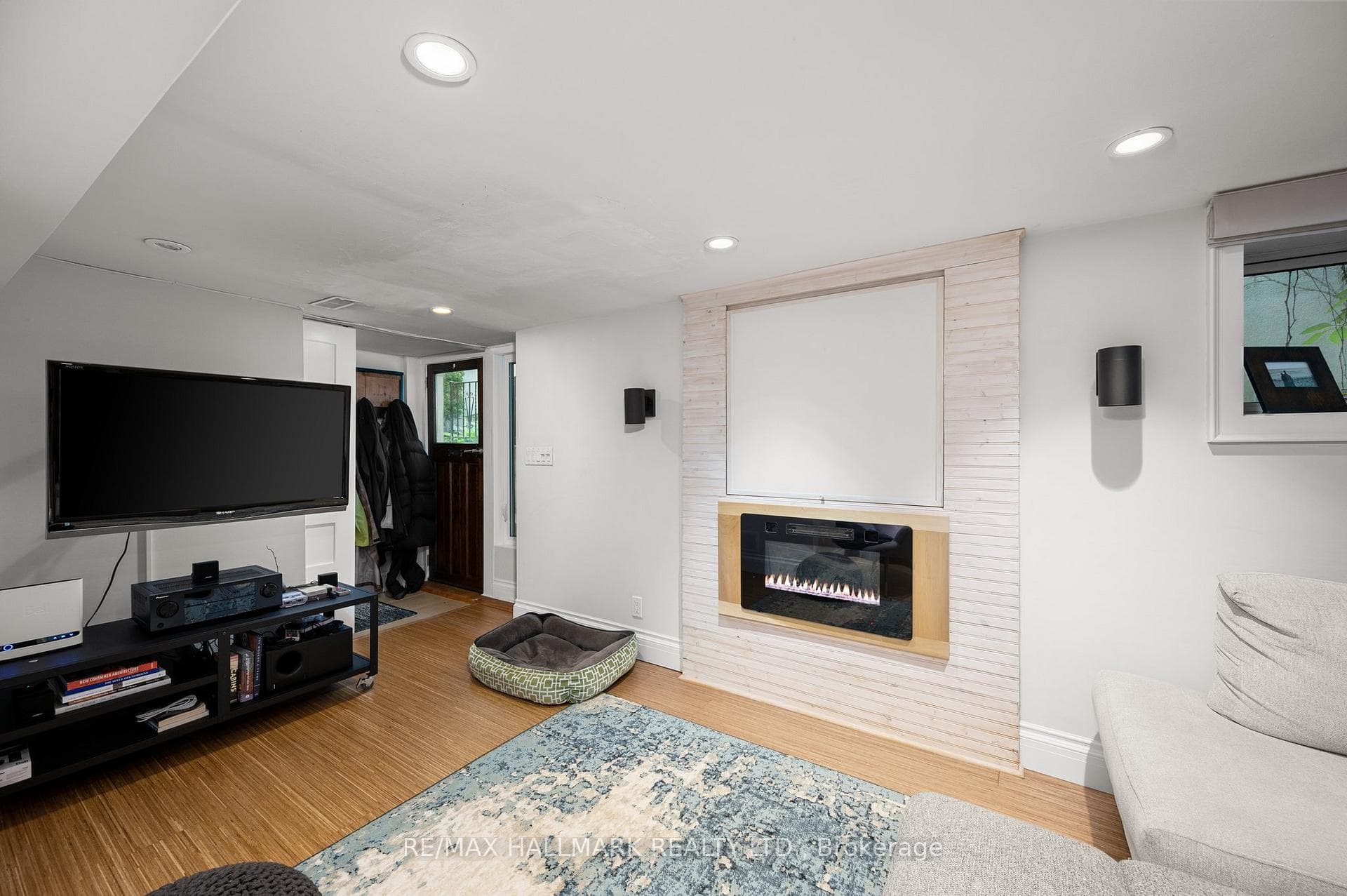 15 Redwood Avenue photo 21