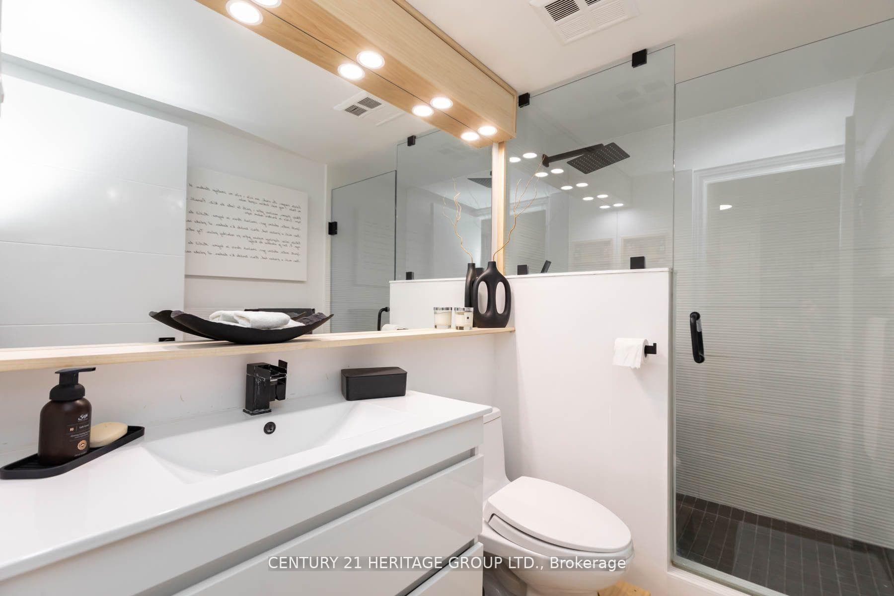 1210 Don Mills Road Unit 206 photo 16