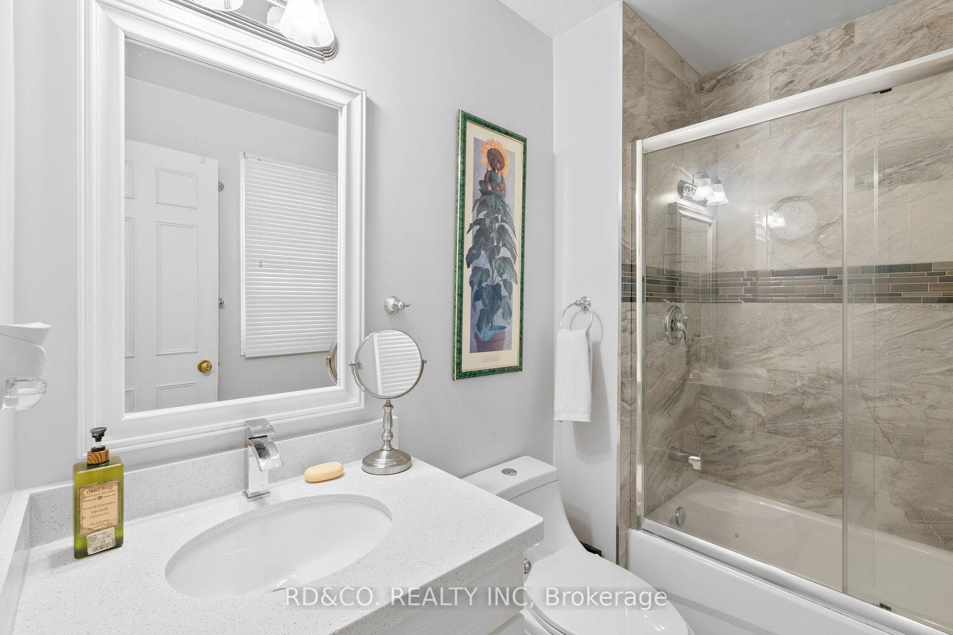 52 Strathmore Drive photo 25