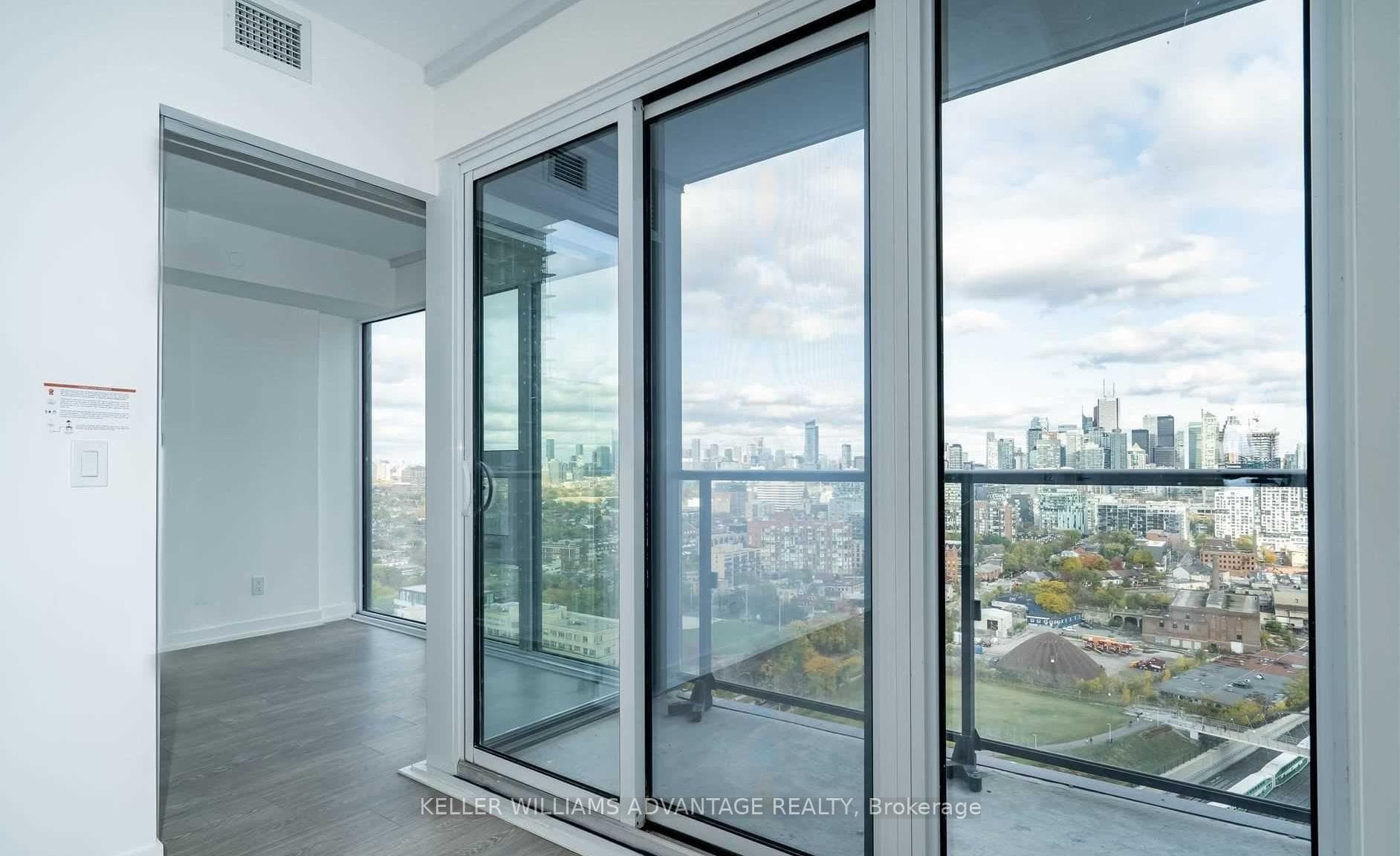 19 Western Battery Road Unit 2721 photo 16