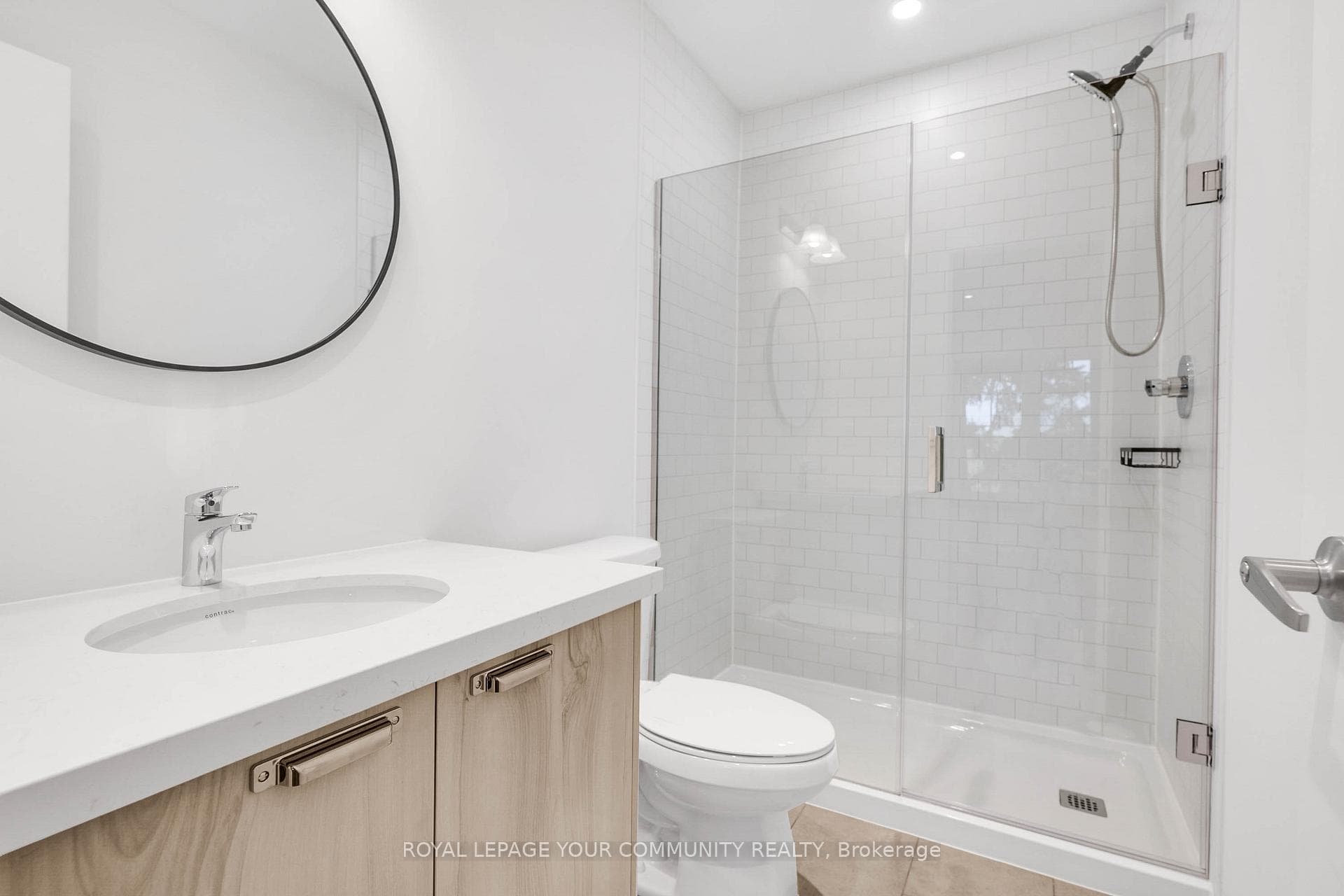 38 Arbour Green Crescent photo 9