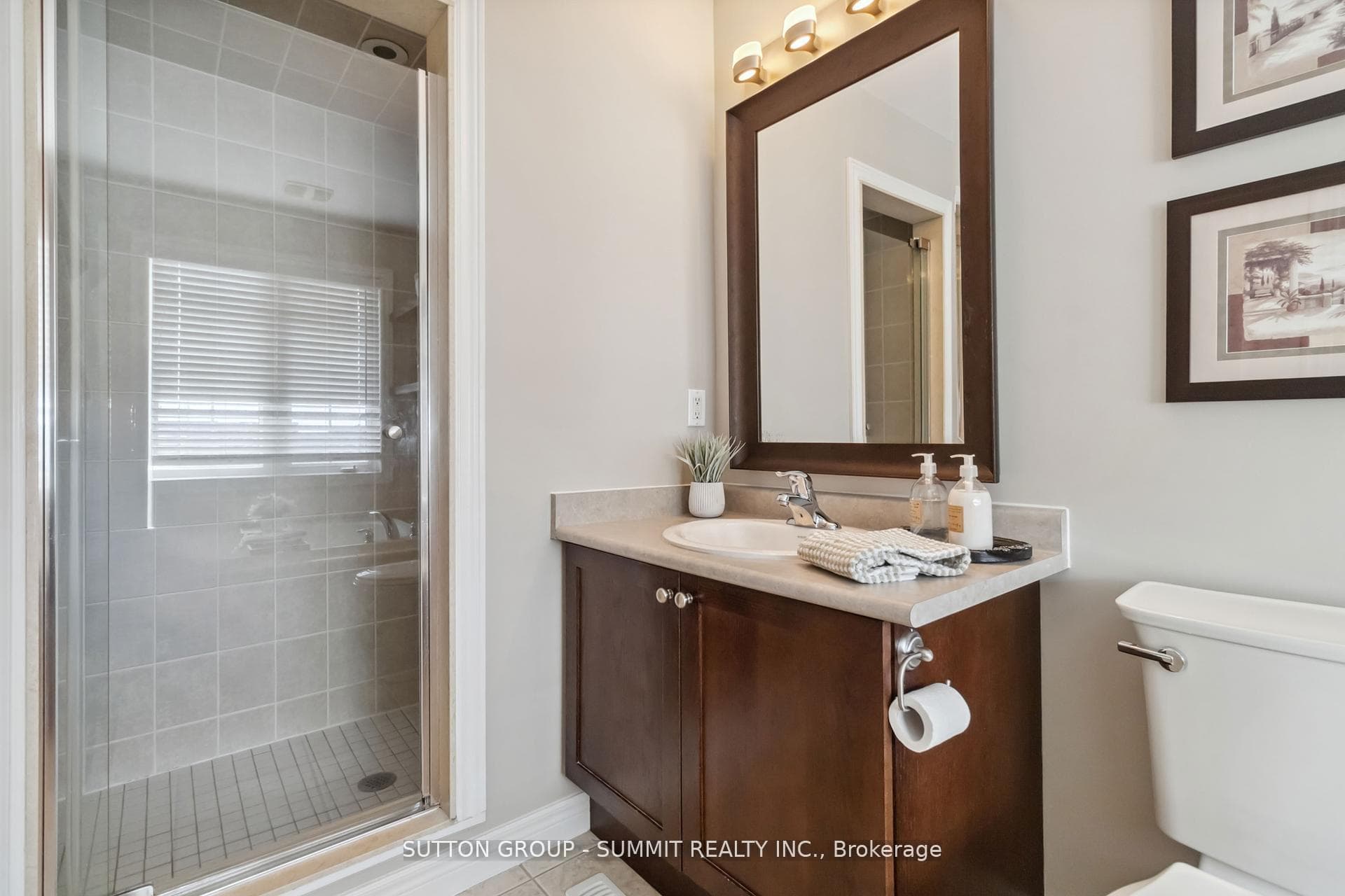 2280 BARONWOOD Drive Unit 38 photo 20