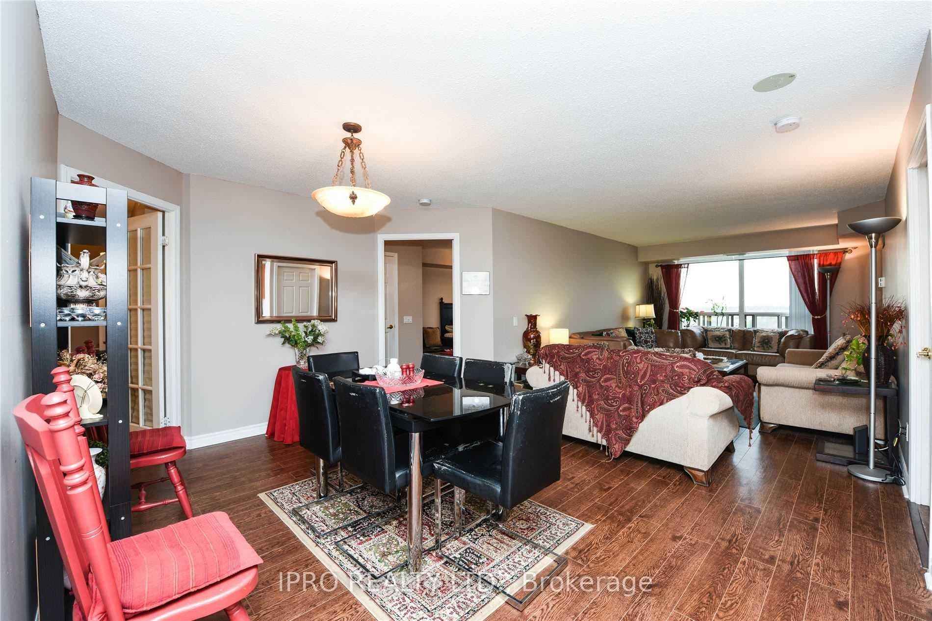 35 Kingsbridge Garden Circle Unit 1406 photo 23