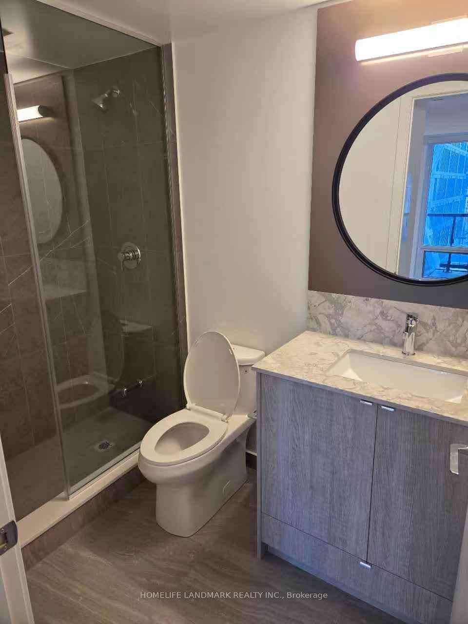 771 Yonge Street Unit 1002 photo 4