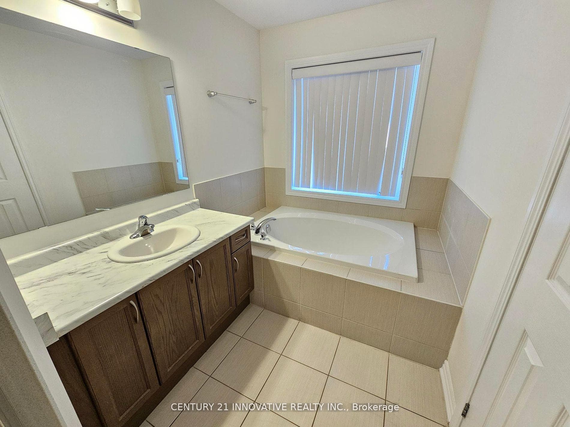2469 Hill Rise Court photo 10