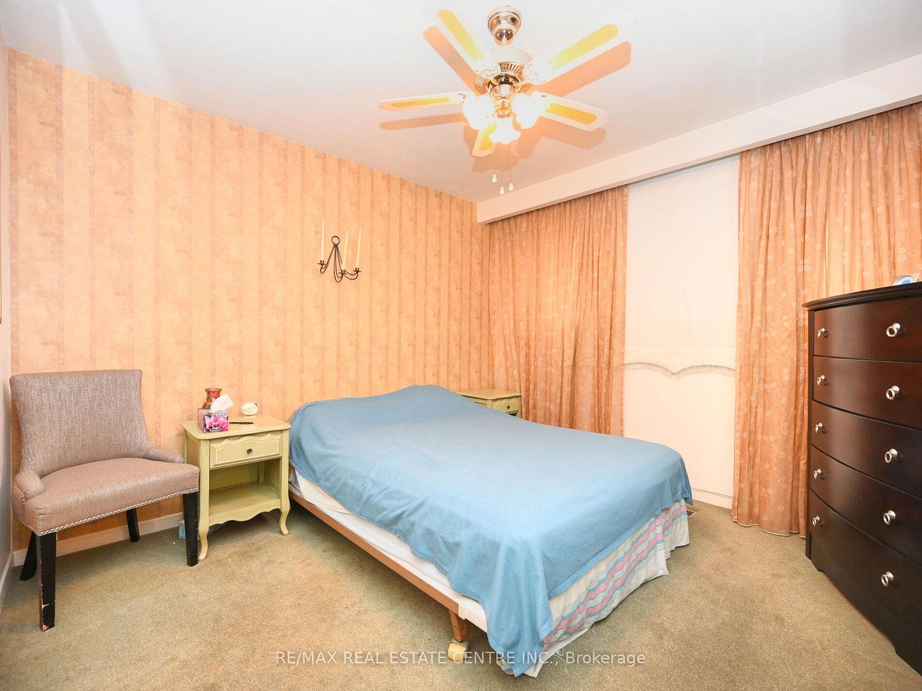3690 Holden Crescent photo 15