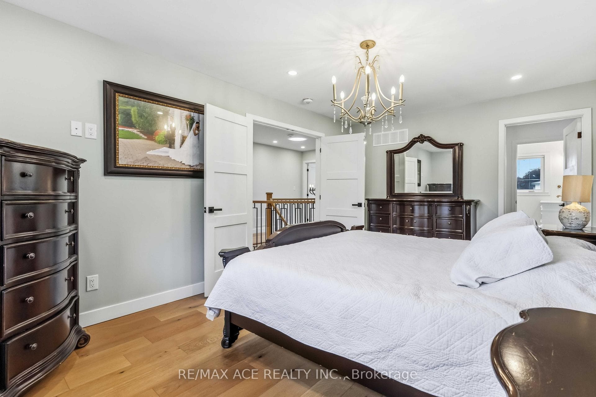 19 Barker Court photo 29