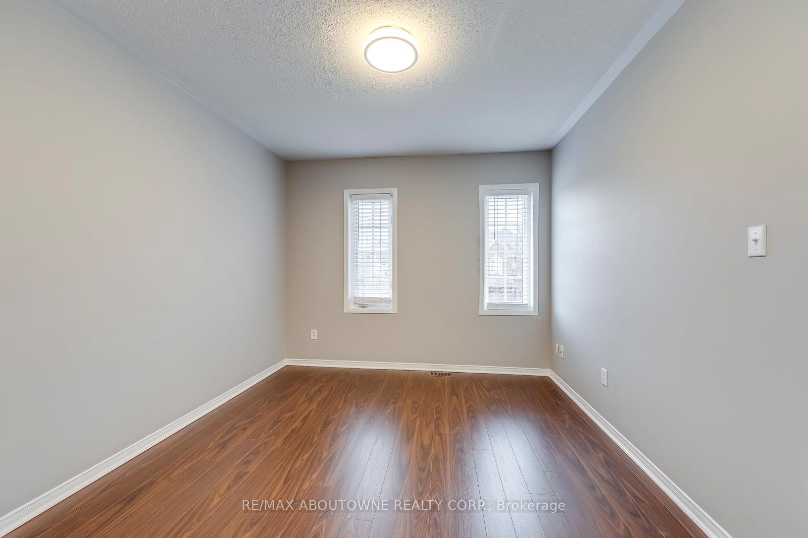 2247 Briargrove Circle photo 31