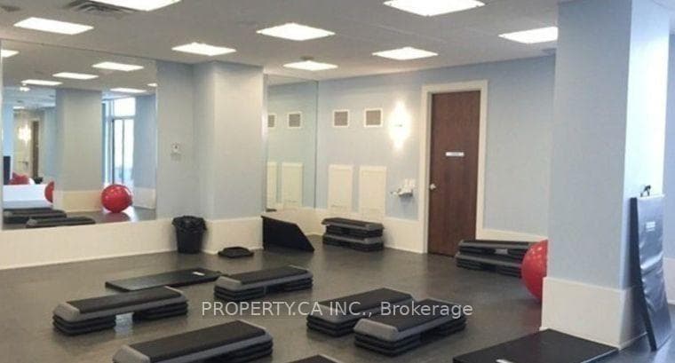 2220 Lake Shore Boulevard Unit 403 photo 29