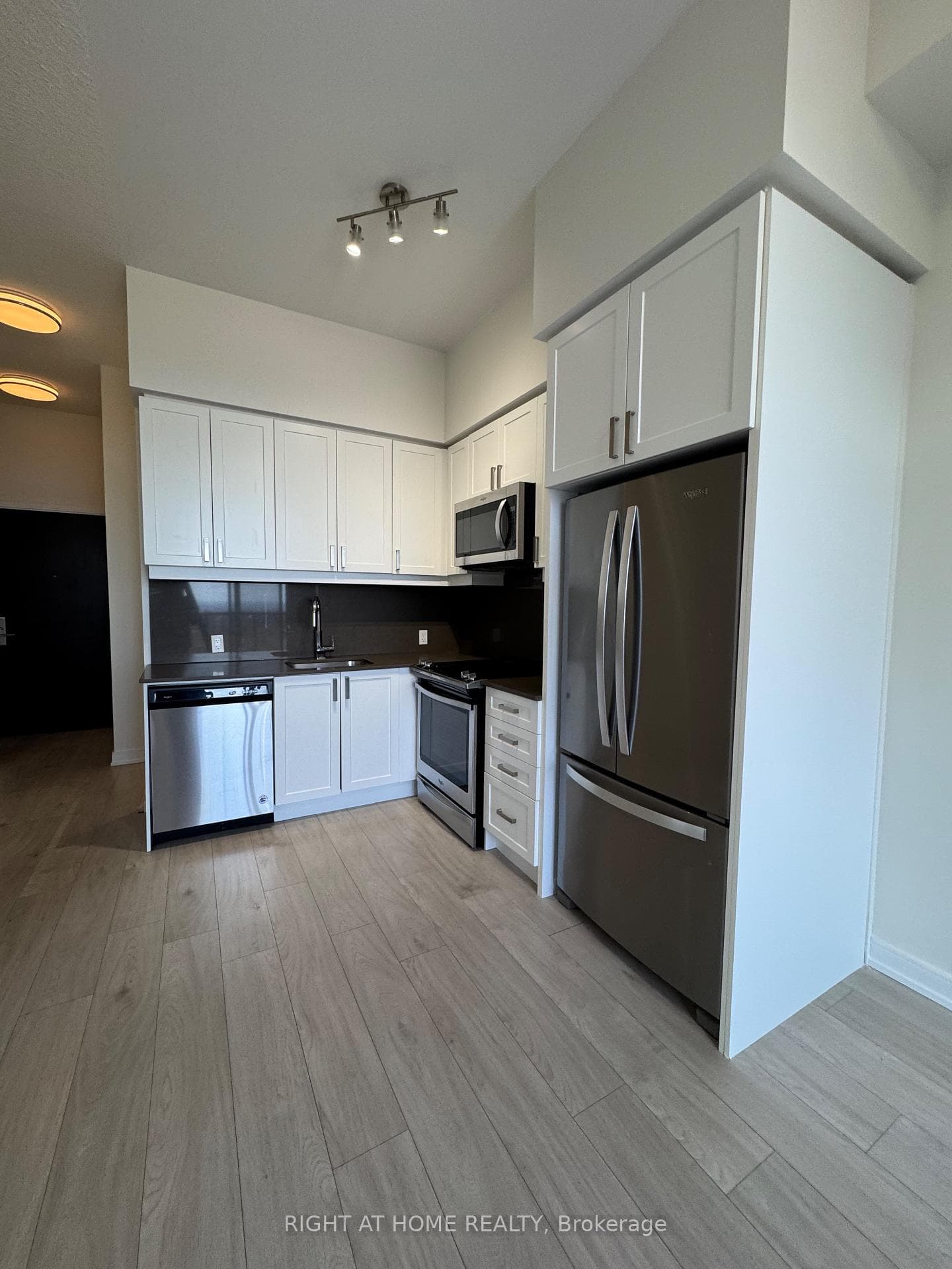 8 Nahani Way Unit Lph 19 photo 18