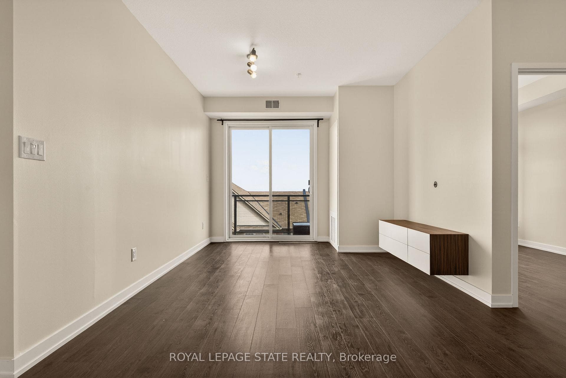 520 North Service Road Unit 308 photo 25