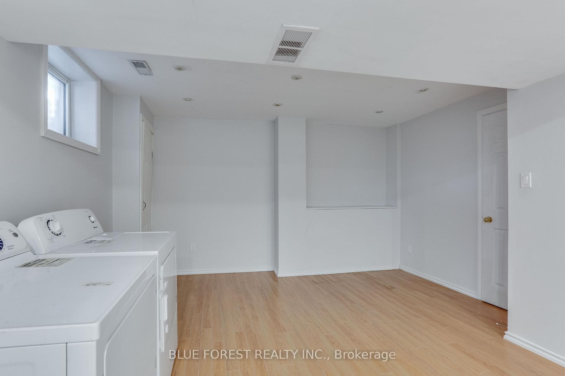 133 Oldham Street photo 45