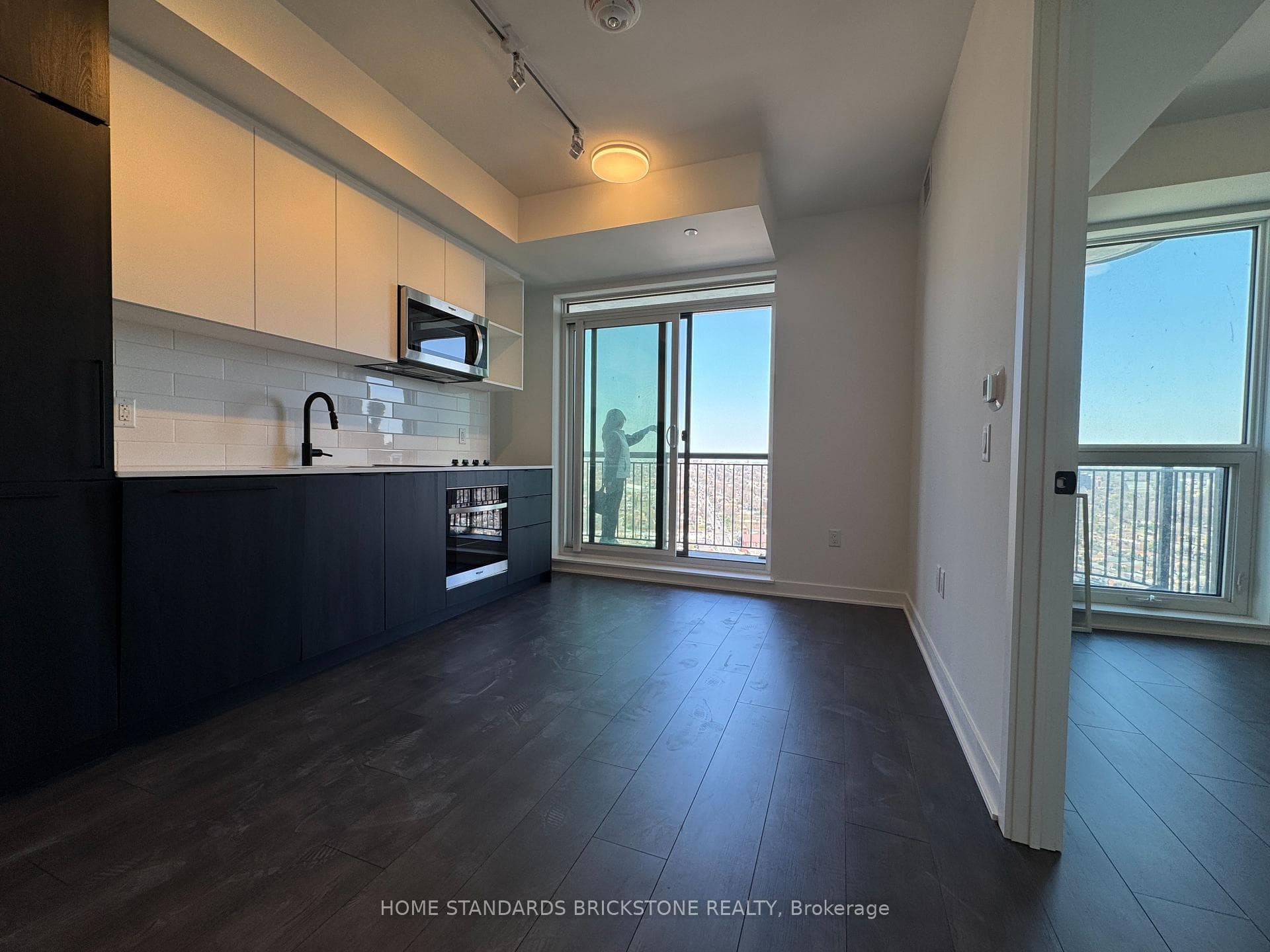 1185 Dupont Street Unit 2606 photo 8