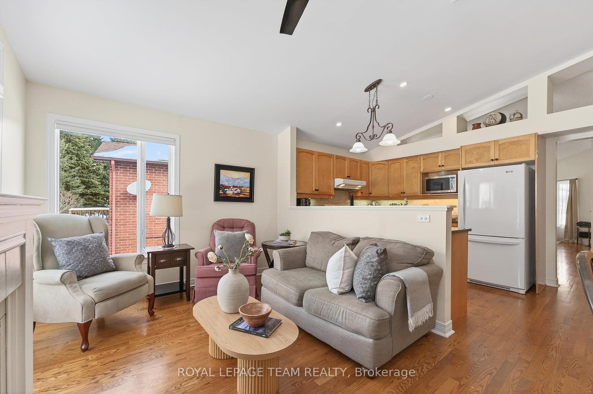 81 Waterthrush Crescent photo 19