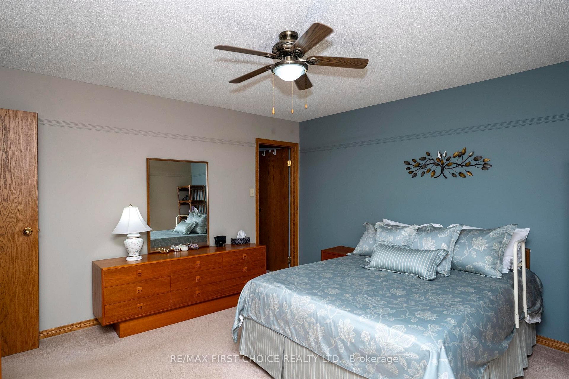 225 FLAMINGO DR photo 22