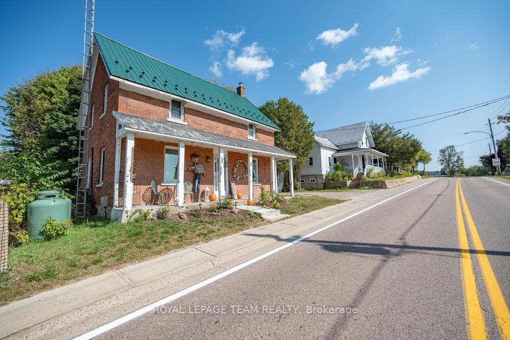 11168 60 Highway photo 3
