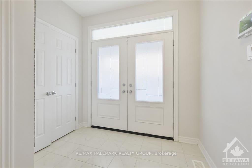 857 ANTONIO FARLEY Street photo 4