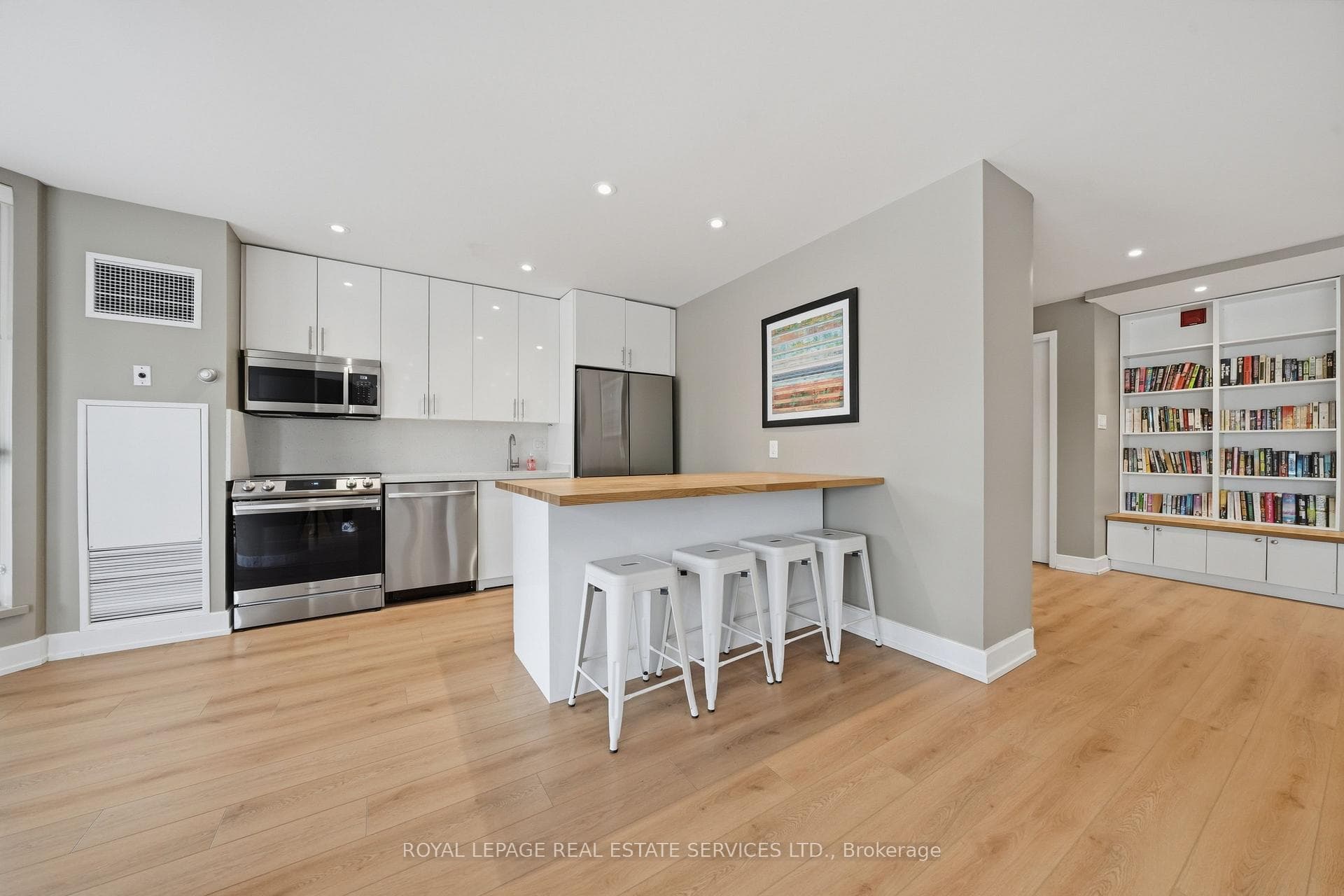 1155 Bough Beeches Boulevard Unit 405 photo 20