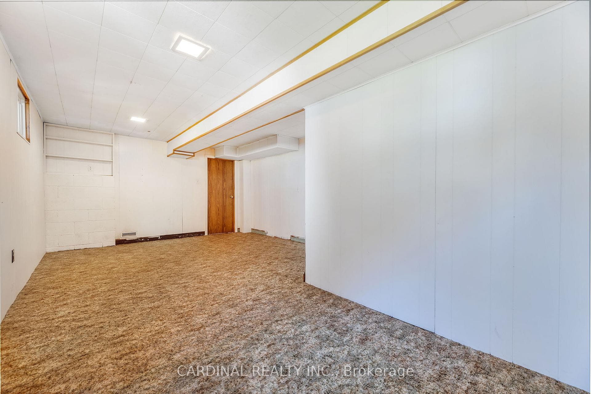572 Sinclair Street photo 33