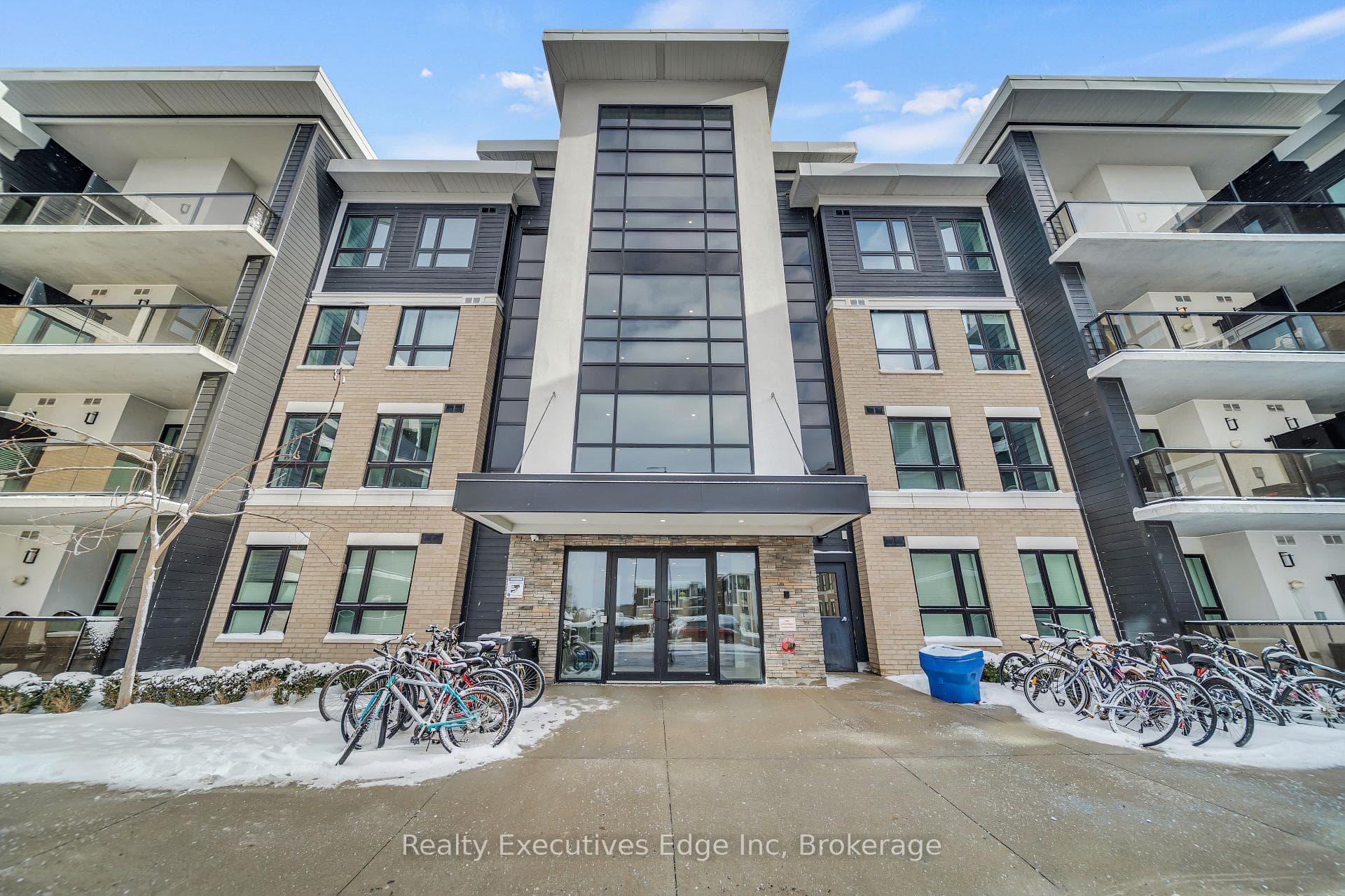 1284 Gordon Street Unit 428 photo 1