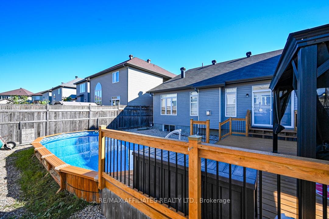 951 Rotary Way photo 34