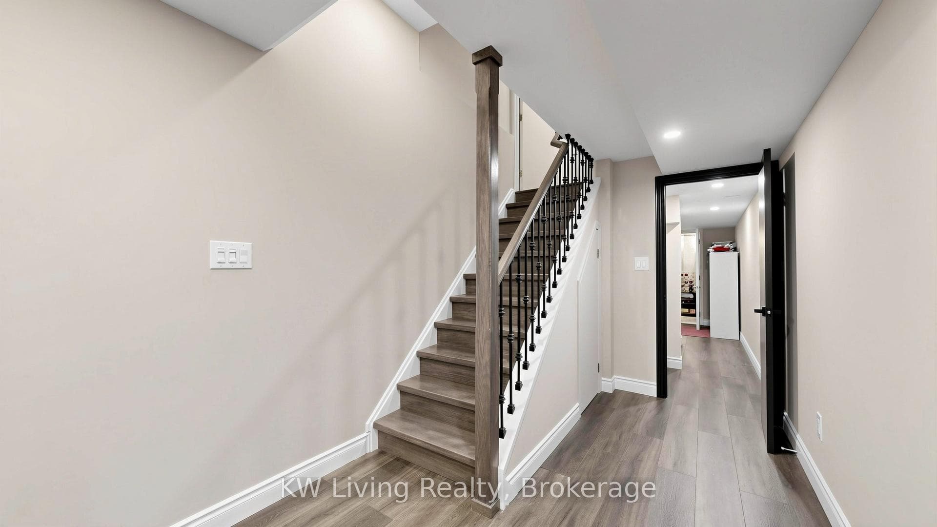 389 Elyse Court photo 27