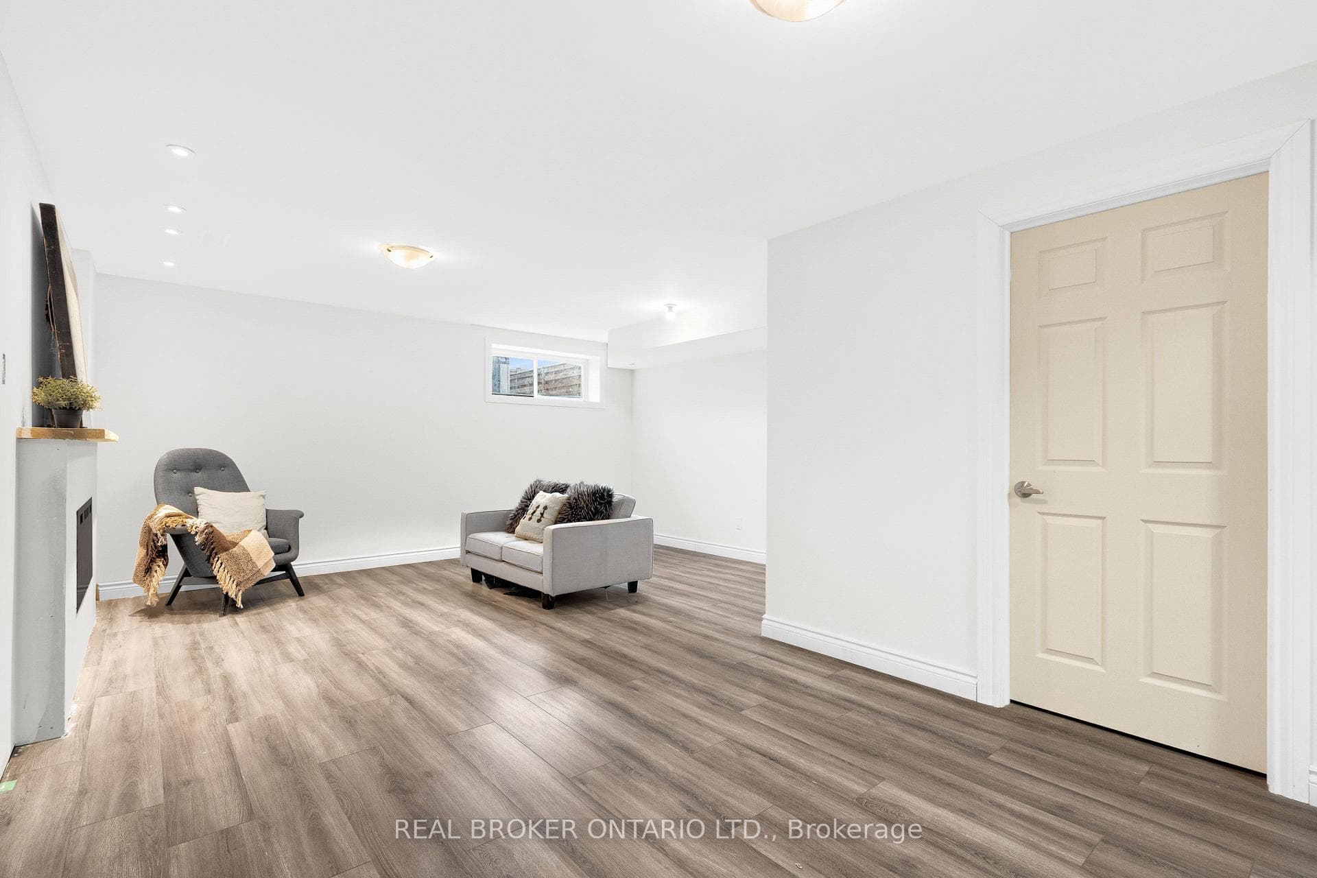 15 Peever Place photo 41