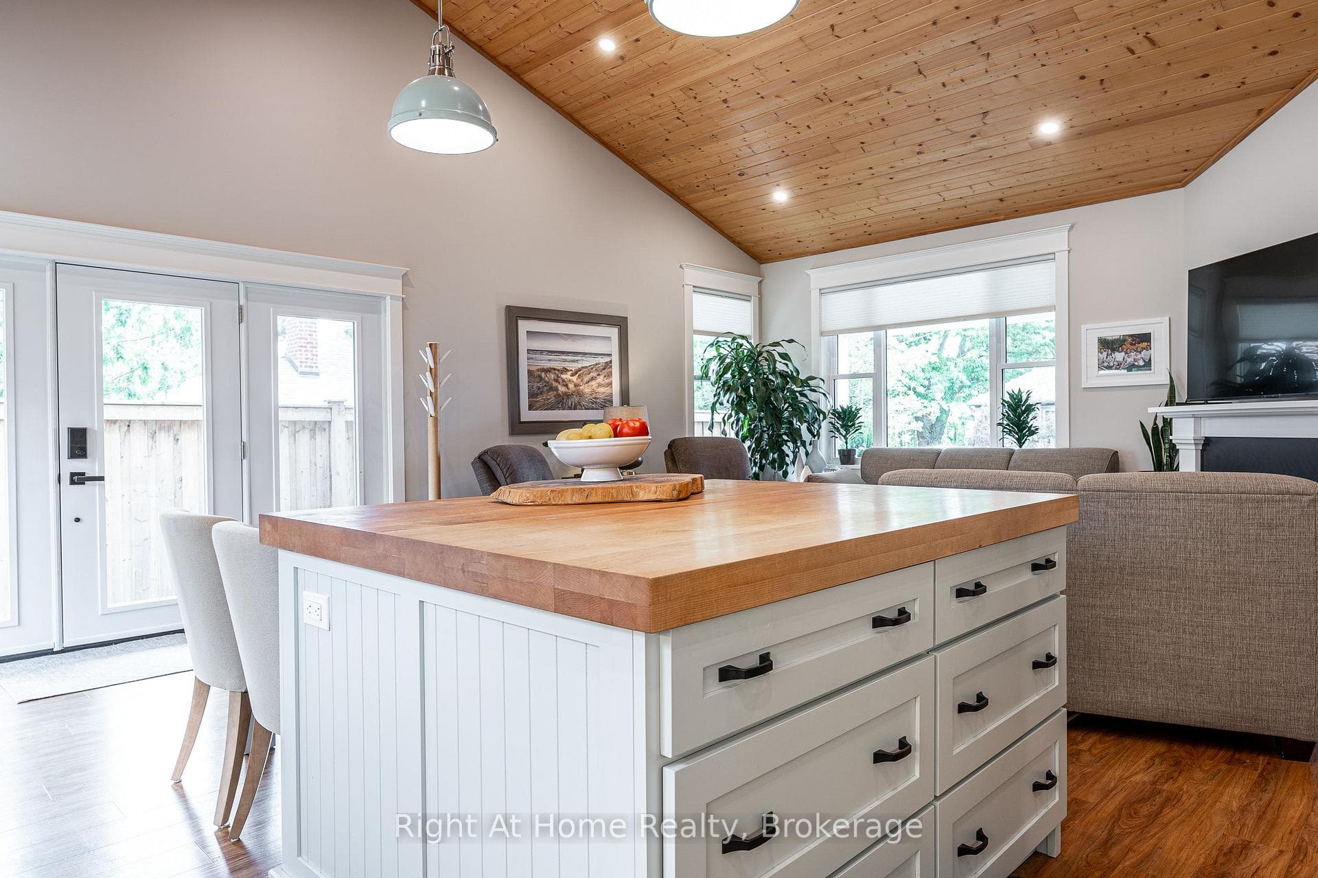 71214 Anne Street photo 18