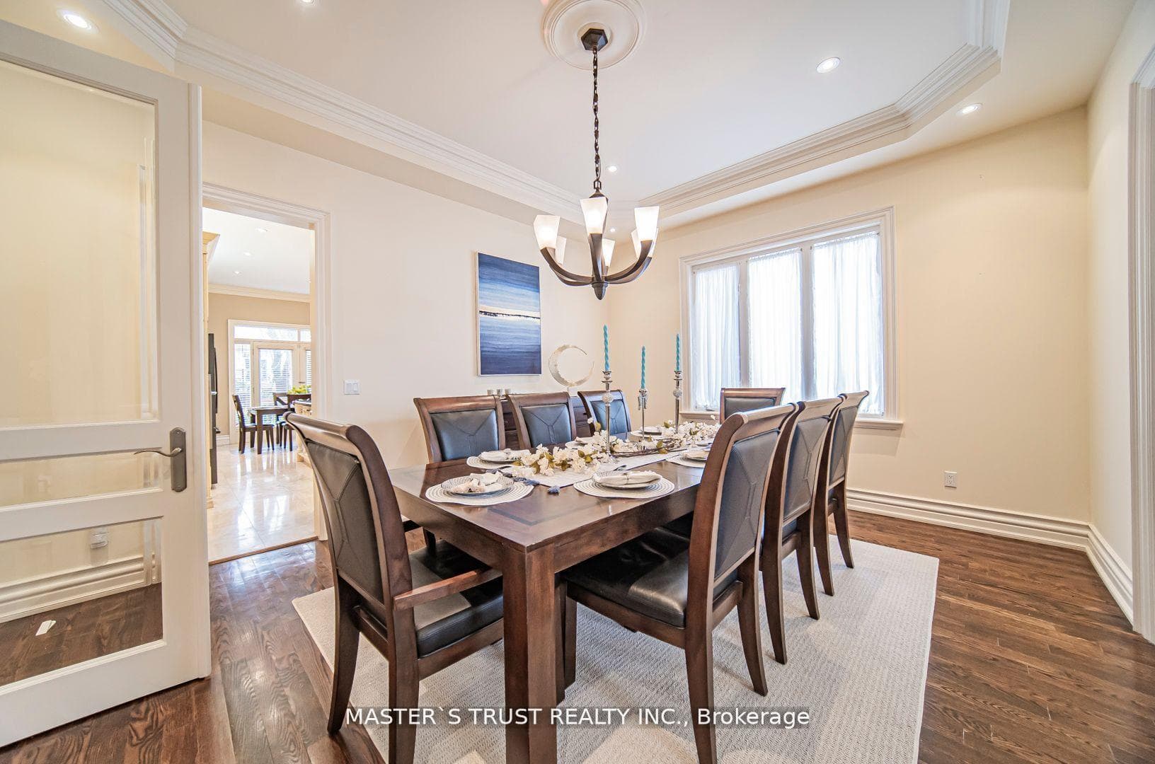 322B Empress Avenue photo 7