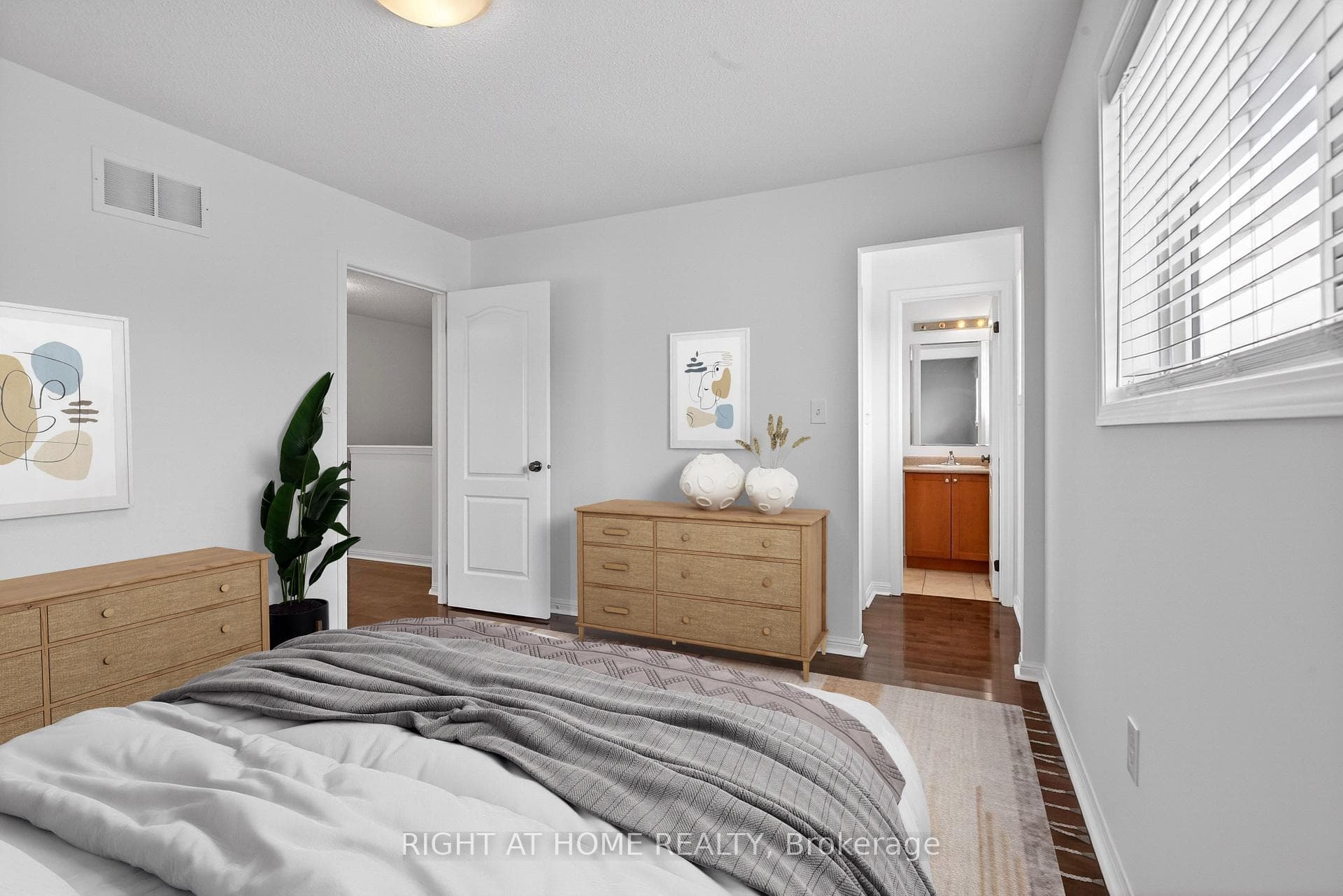 4063 Donnic Drive photo 15