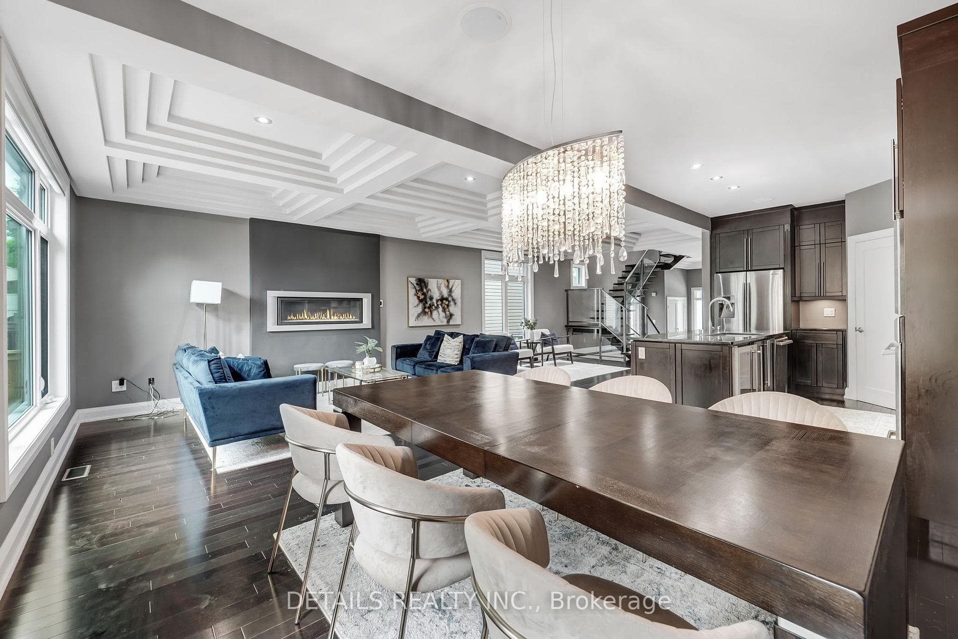 71 Eleanor Drive photo 13