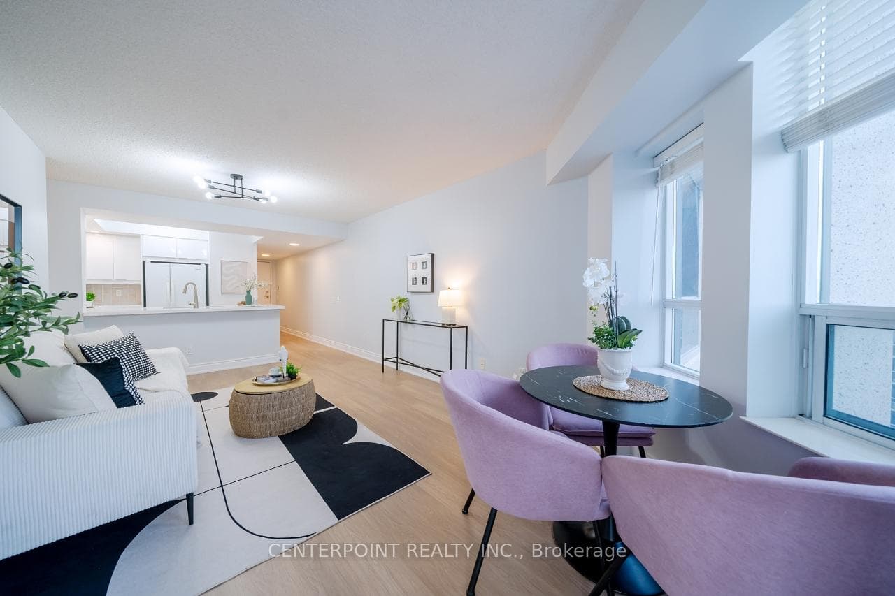 15 Northtown Way Unit 1624 photo 5