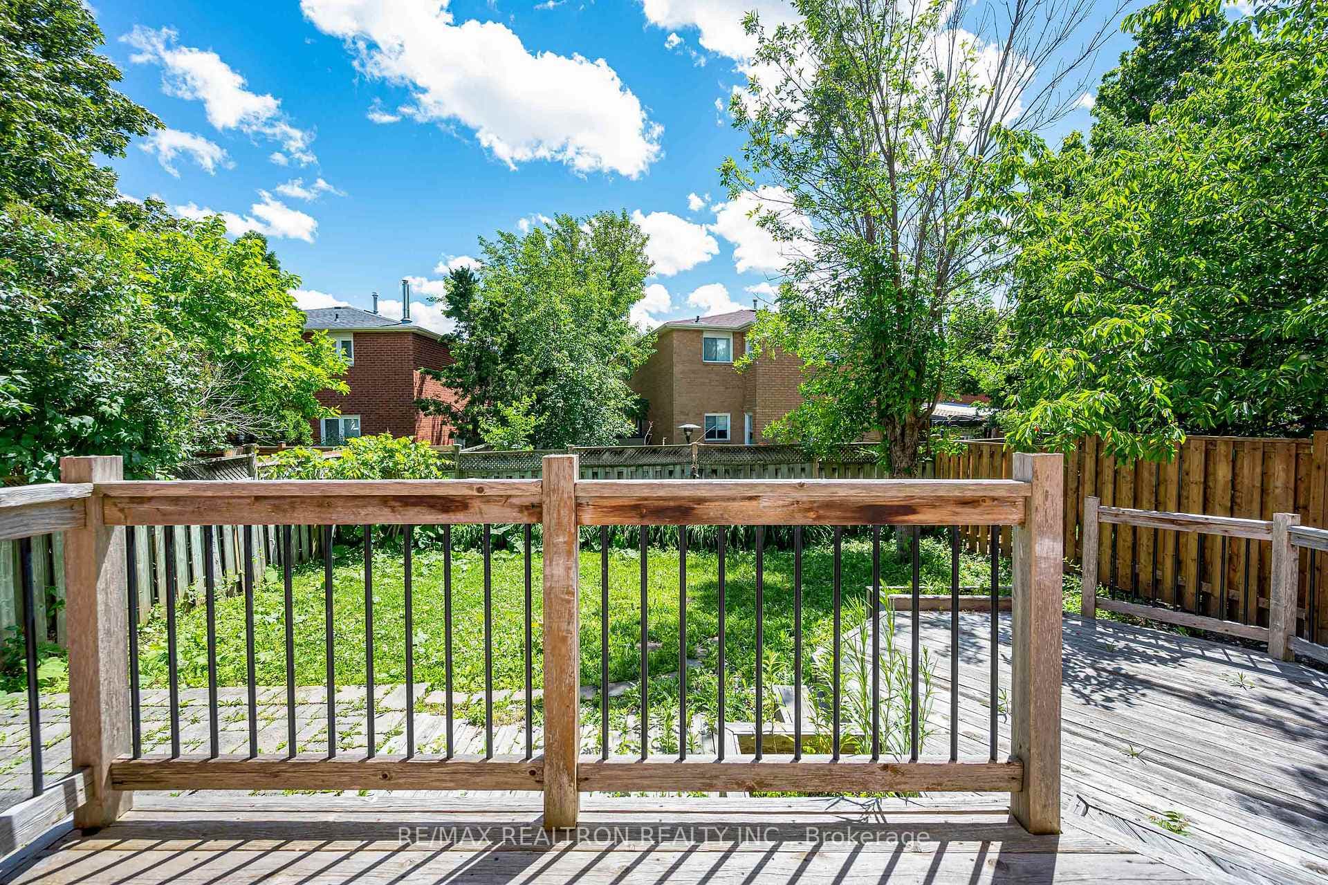 278 Bernard Avenue photo 42