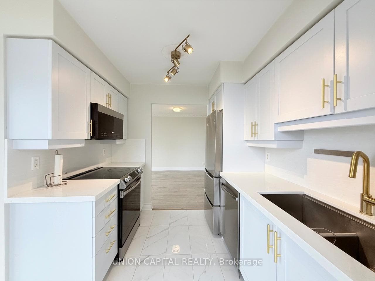 78 Harrison Garden Boulevard Unit 1007 photo 26