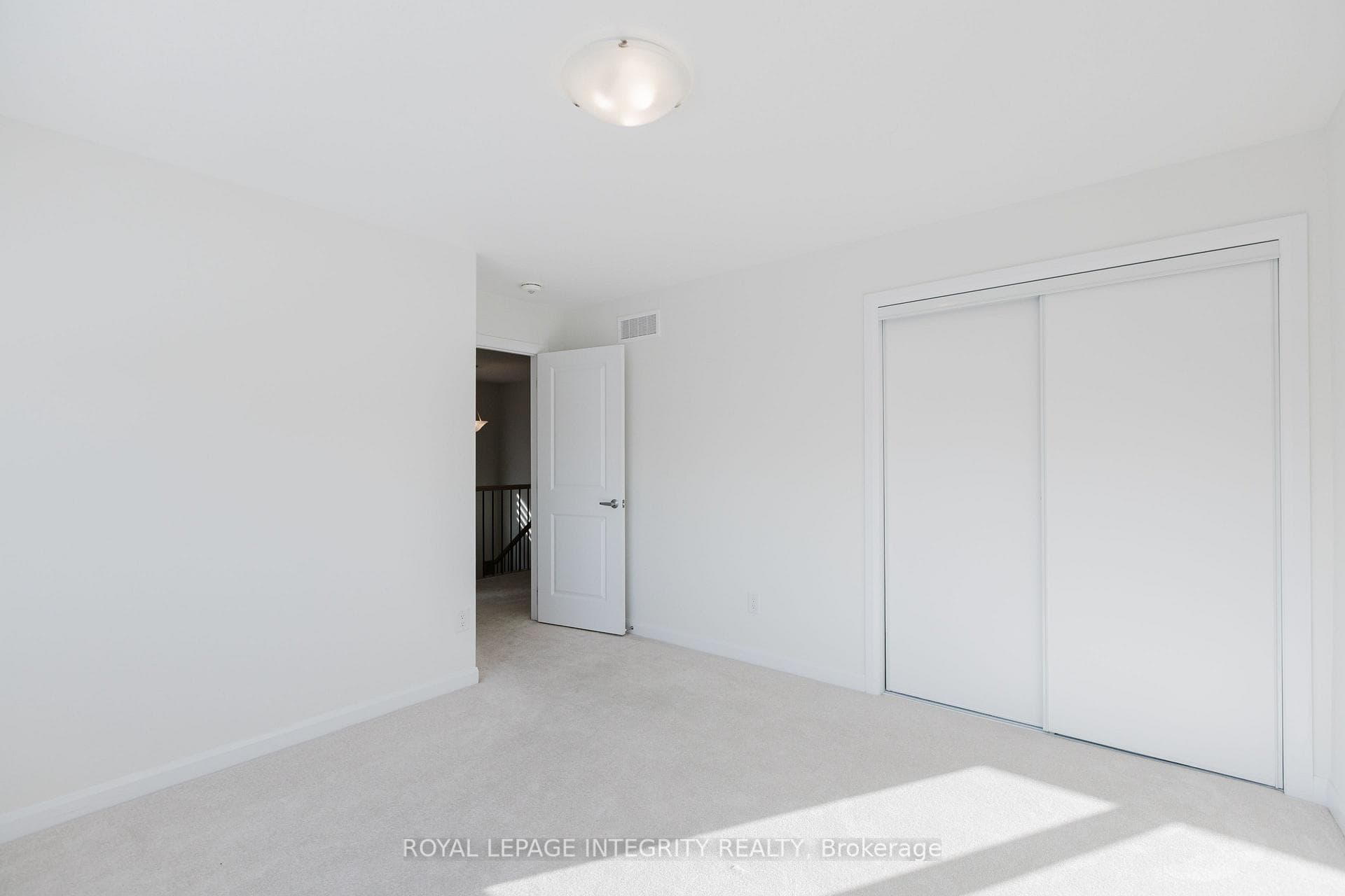 850 Cappamore Drive photo 32