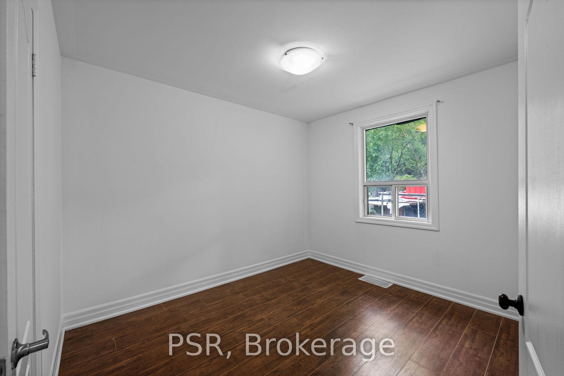 18 Grandview Avenue Unit Main Fl photo 21