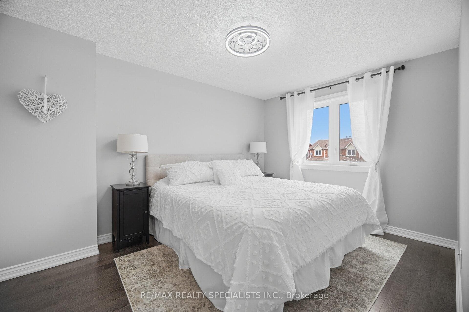 69 Wood Circle photo 15