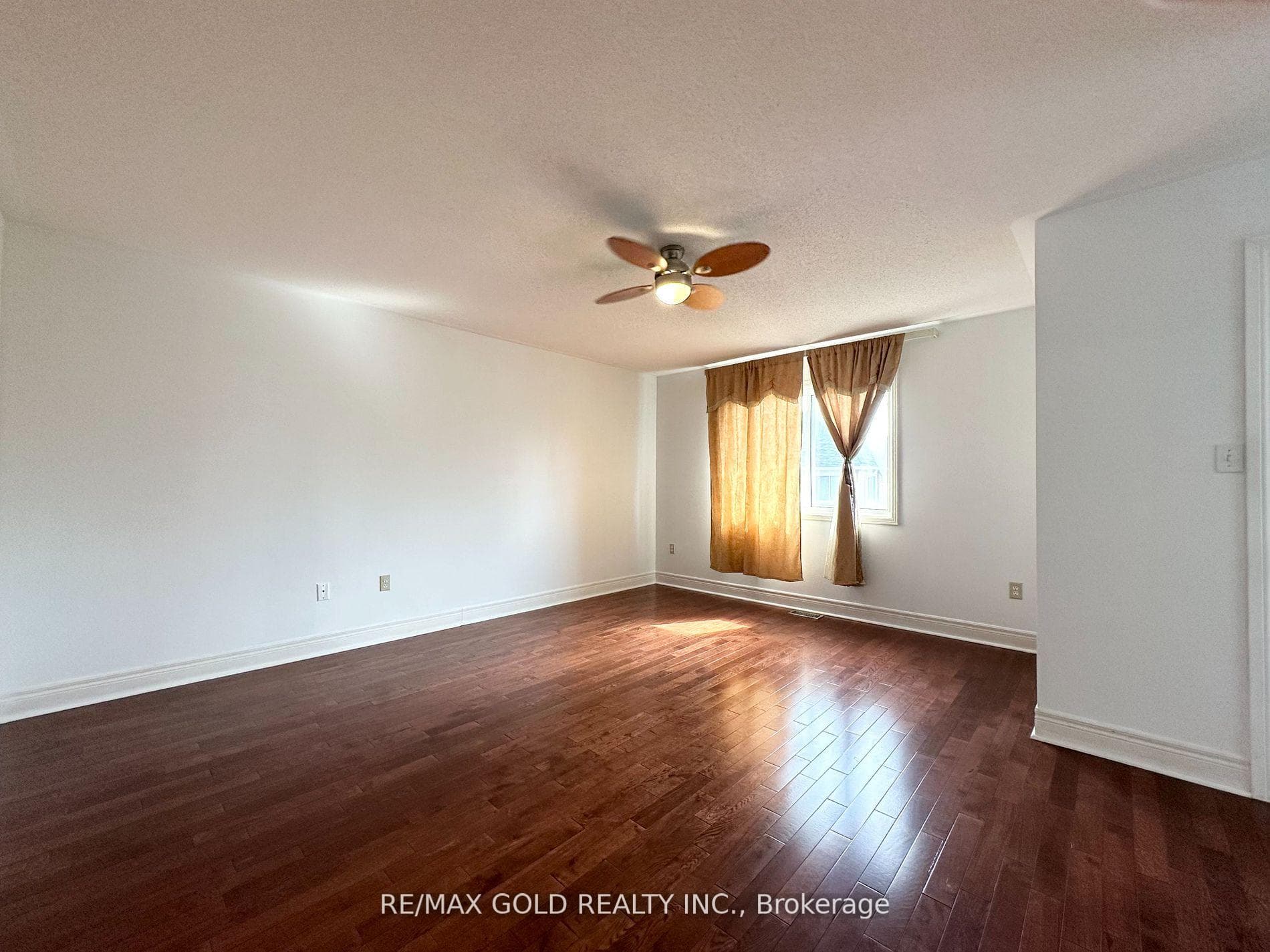 336 Edenbrook Hill Drive Unit Upper photo 22