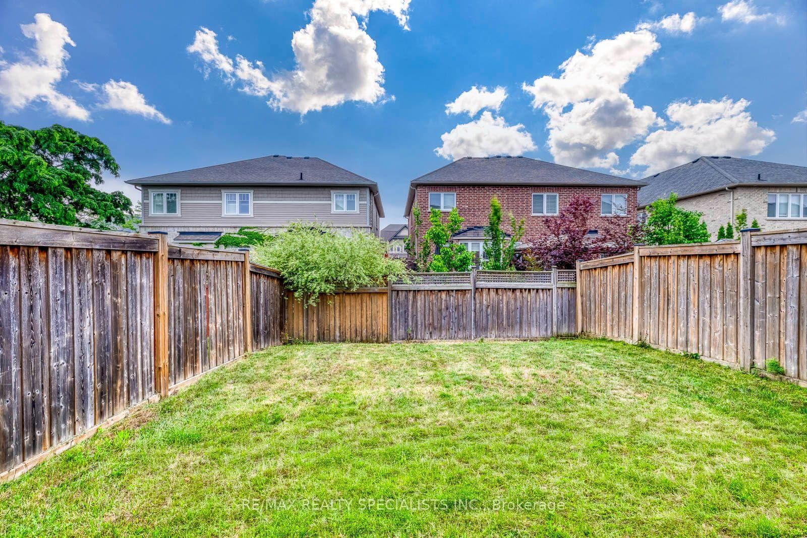 20 Wellman Crescent photo 46