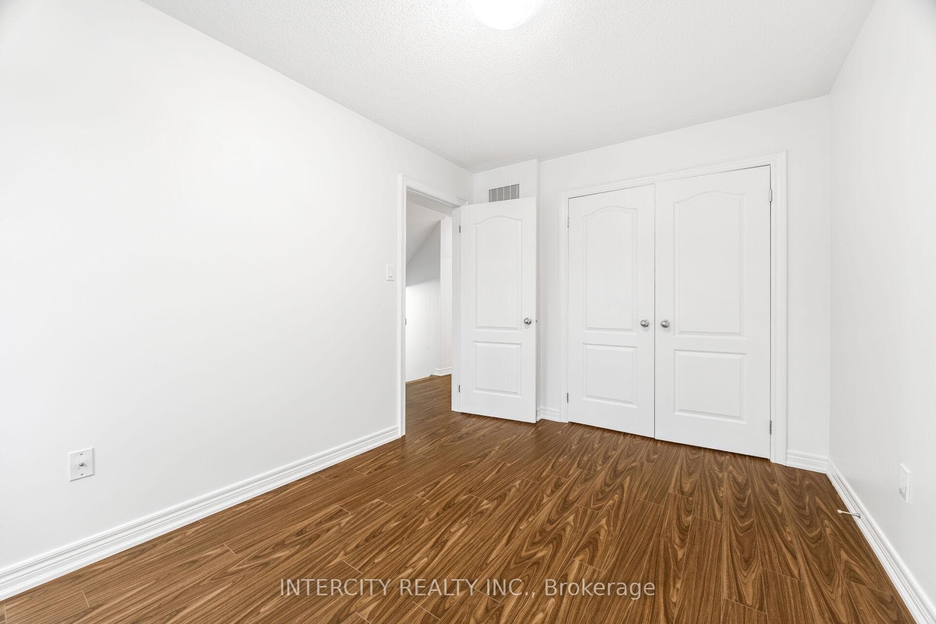 26 Sussexvale Drive photo 26