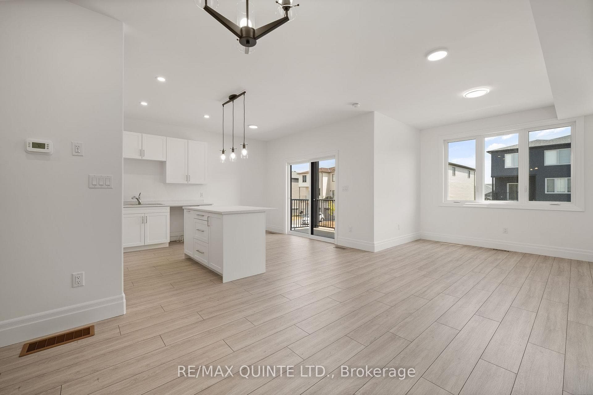 Kitchen & Living Room