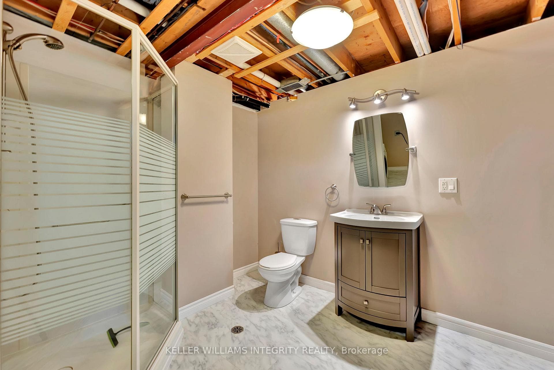 28 Wedgewood Crescent photo 23