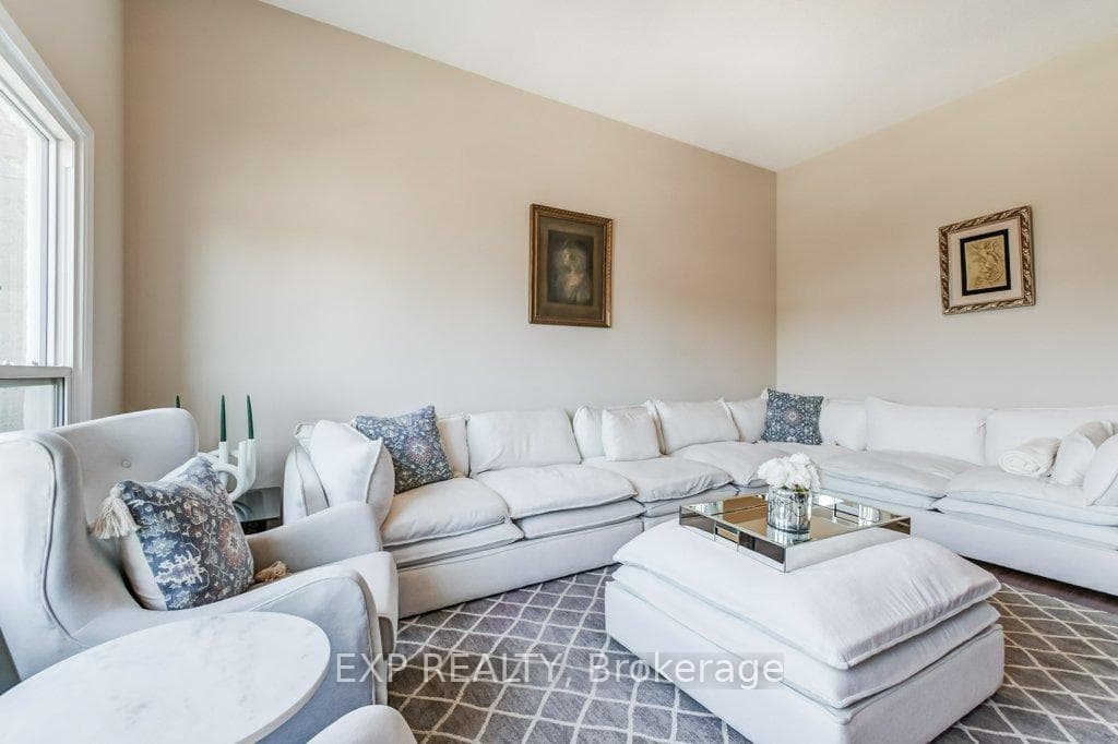 1506 Prince John Circle photo 16
