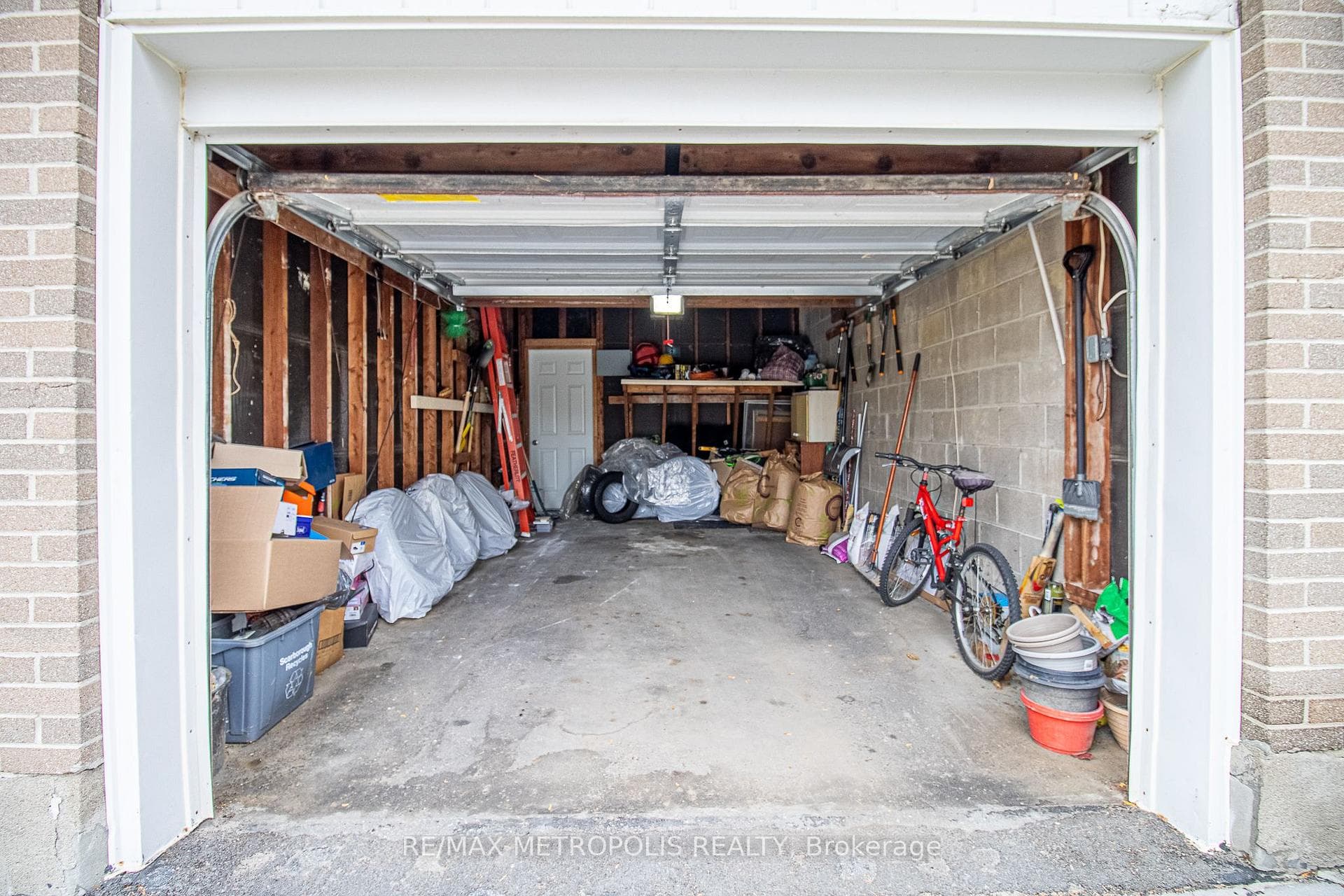 37 Albacore Crescent photo 5