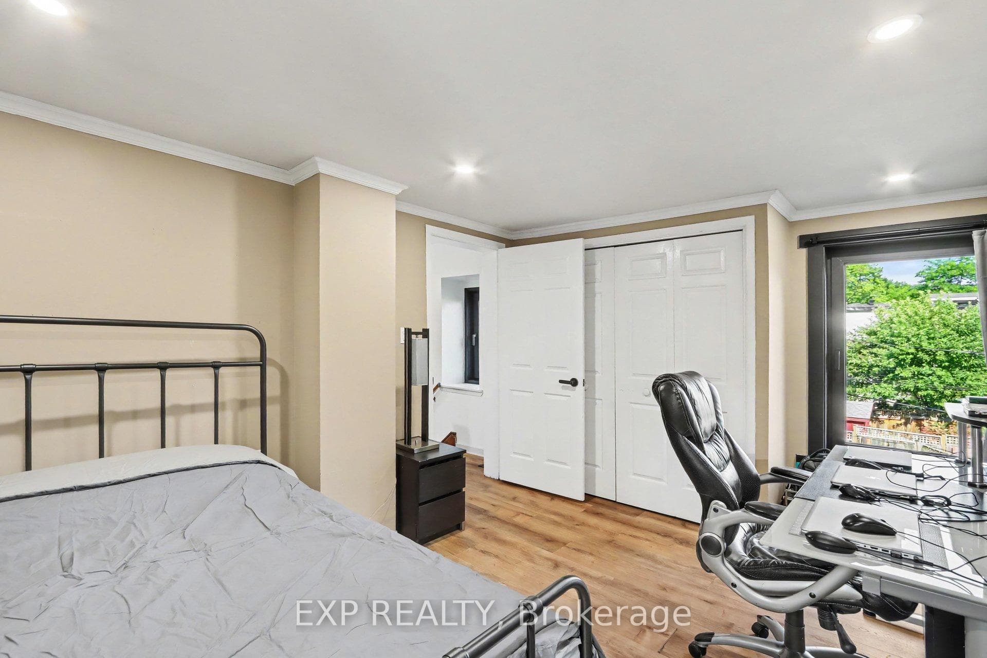 152 River Lane photo 14