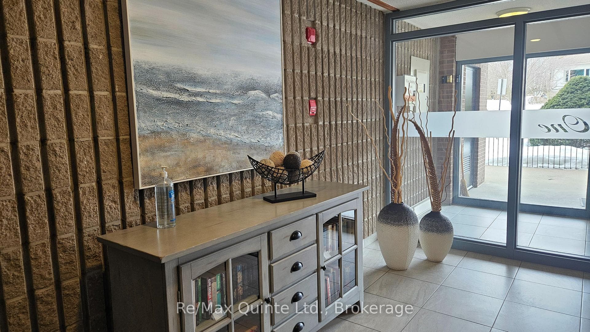 610 William Street Unit 404 photo 12