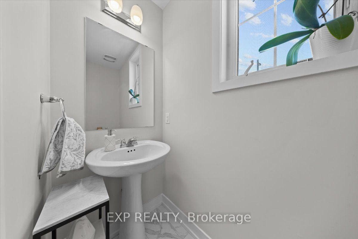 293 Anyolite Private photo 29